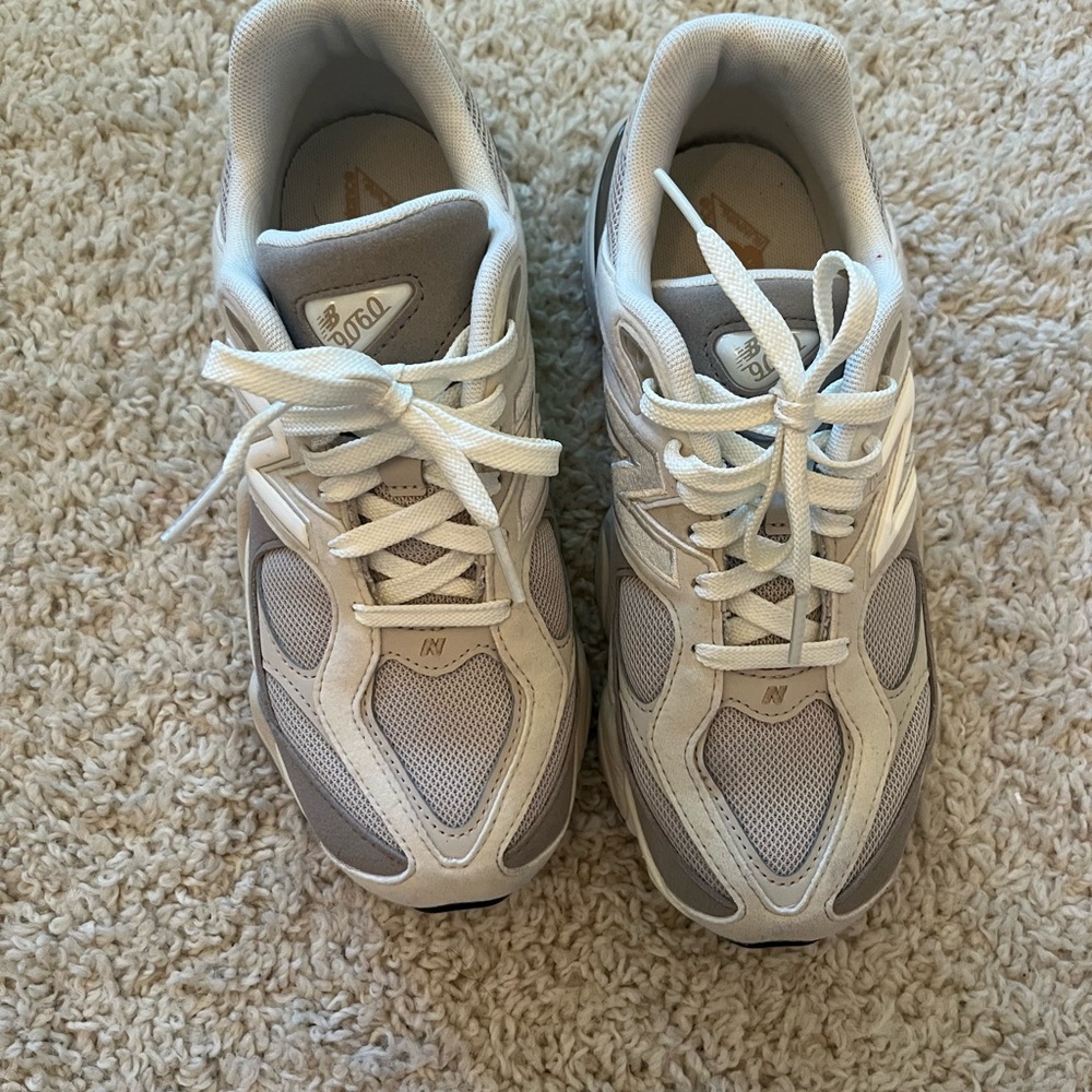 New Balance Cream and Gray Athletic Shoes 9060 - Picture 9 of 11